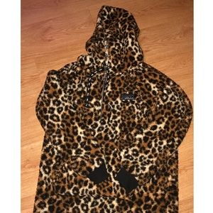 Cheetah Print Pink Sherpa Sweater ⚡️